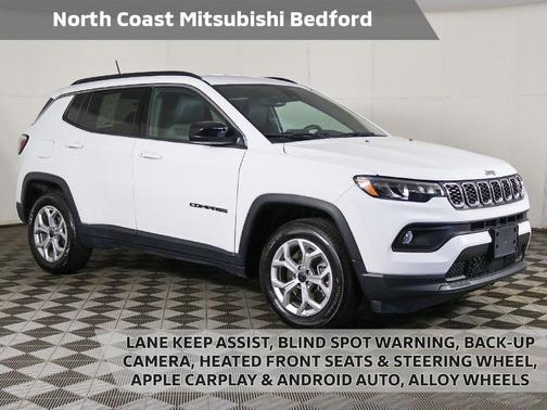 Bright White Clearcoat 2025 Jeep Compass Latitude