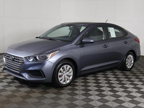 2020 Hyundai Accent SE