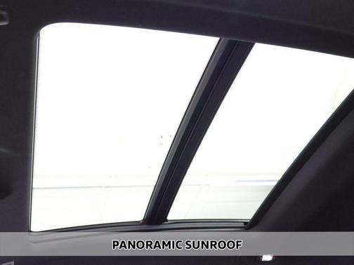 Black 2025 BMW X4 xDrive30i