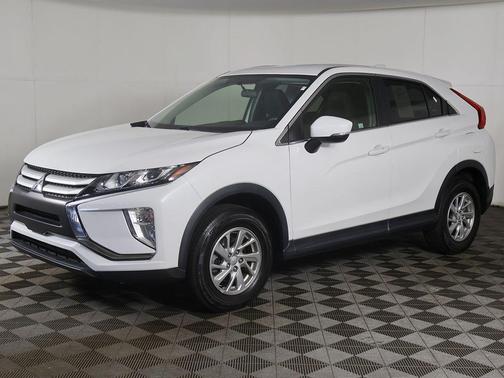 Diamond White Pearl 2018 Mitsubishi Eclipse Cross ES