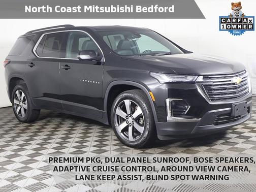 Mosaic Black Metallic 2023 Chevrolet Traverse LT Leather