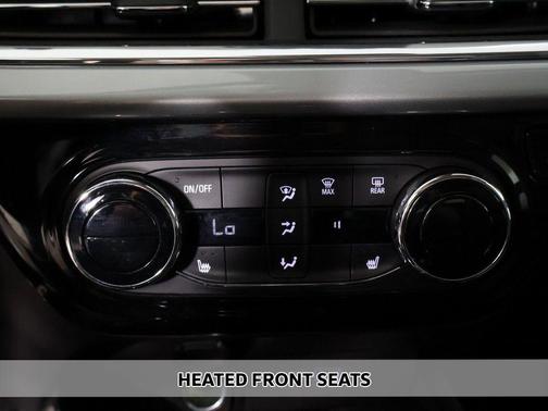 Summit White 2025 Chevrolet Trax LT