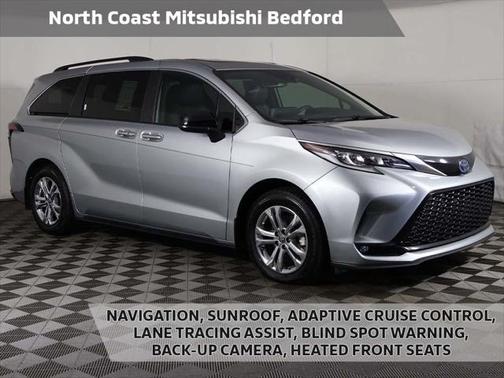 2023 Toyota Sienna XSE 7 Passenger