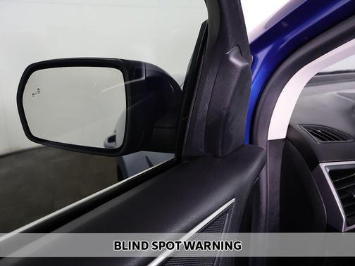 Atlas Blue Metallic 2022 Ford Edge SEL