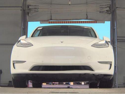 White 2022 Tesla Model Y Long Range