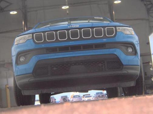 2022 Jeep Compass Latitude Lux