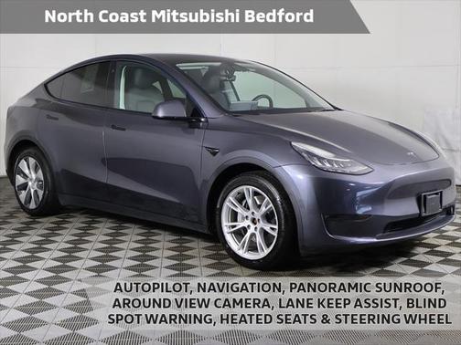 2022 Tesla Model Y Long Range Dual Motor All-Wheel Drive