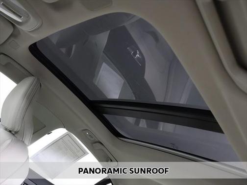 2024 Volvo S60 B5 Plus Dark Theme