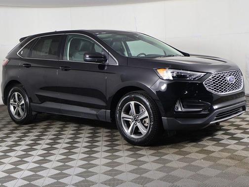 Agate Black Metallic 2023 Ford Edge SEL