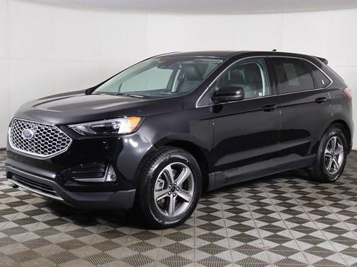 Agate Black Metallic 2023 Ford Edge SEL