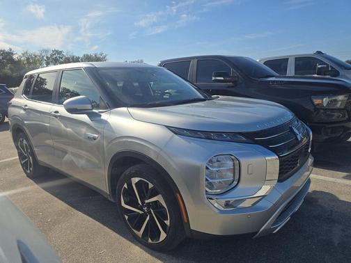 2024 Mitsubishi Outlander PHEV SE S-AWC