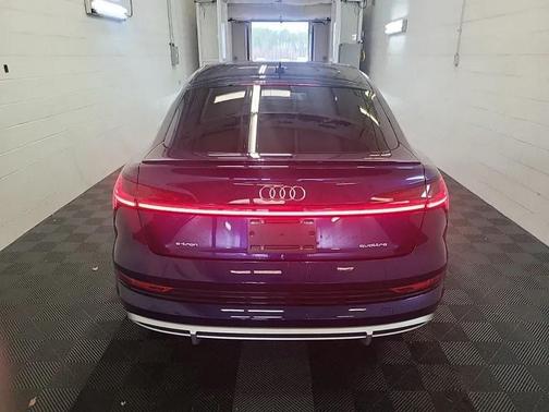 2022 Audi e-tron Sportback S line Prestige