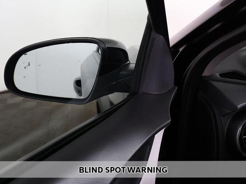 Abyss Black Pearl 2023 Hyundai KONA SEL