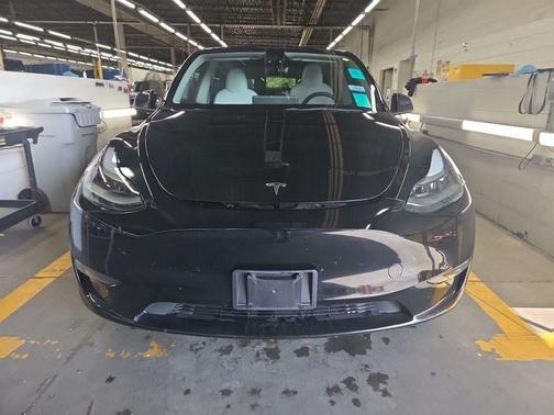 Solid Black 2023 Tesla Model Y Performance Dual Motor All-Wheel Drive