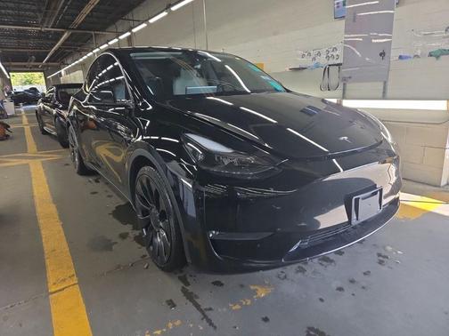 Solid Black 2023 Tesla Model Y Performance Dual Motor All-Wheel Drive