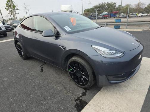 2023 Tesla Model Y Long Range Dual Motor All-Wheel Drive