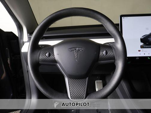 Midnight Silver Metallic 2022 Tesla Model 3 Long Range