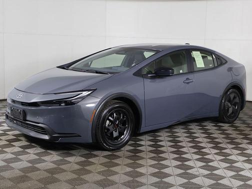 2024 Toyota Prius LE