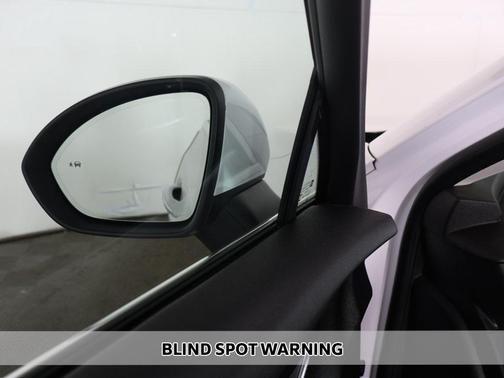 2023 Buick Envision Essence FWD