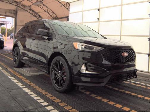 2023 Ford Edge ST Line