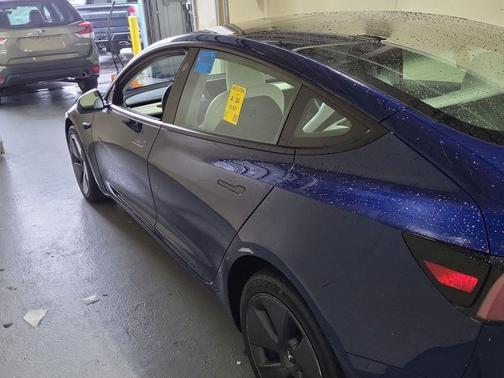 Deep Blue Metallic 2023 Tesla Model 3 Standard Range