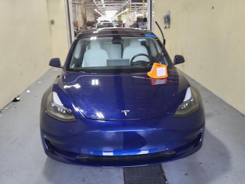 Deep Blue Metallic 2023 Tesla Model 3 Standard Range