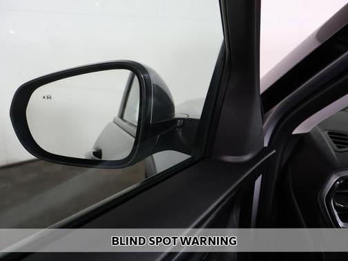 Sterling Grey Metallic 2024 Chevrolet Trailblazer LT