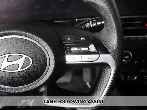 Fluid Metal 2024 Hyundai ELANTRA SEL