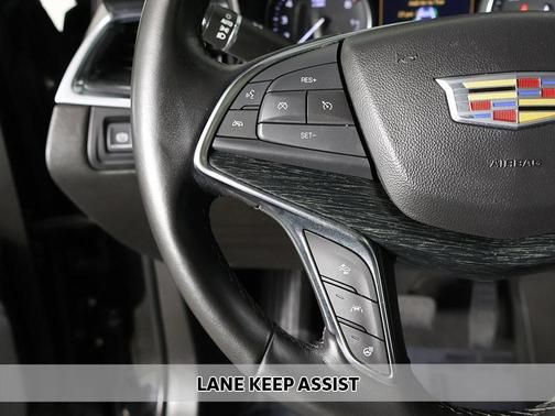2022 Cadillac XT5 Premium Luxury