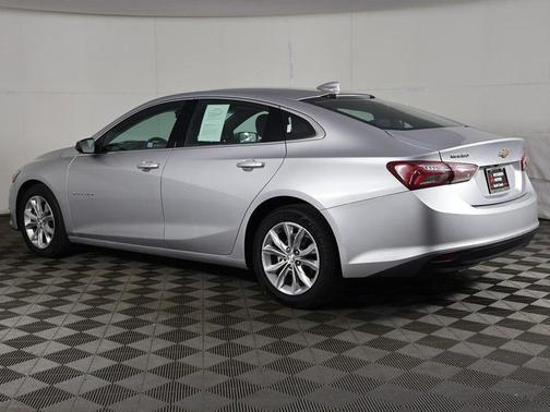 2022 Chevrolet Malibu FWD LT