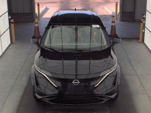 Black Diamond Pearl 2023 Nissan ARIYA EVOLVE+