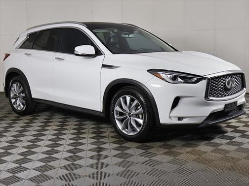 2022 INFINITI QX50 LUXE AWD