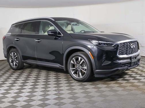 Mineral Black 2023 INFINITI QX60 Luxe