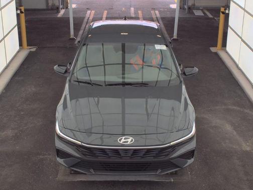Ecotronic Gray 2025 Hyundai ELANTRA Sport