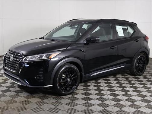 2021 Nissan Kicks SR