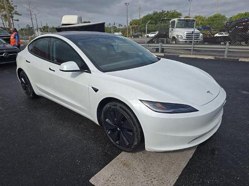 Pearl White Multi-Coat 2025 Tesla Model 3 Long Range