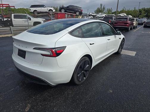 Pearl White Multi-Coat 2025 Tesla Model 3 Long Range