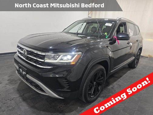 Deep Black Pearl 2022 Volkswagen Atlas 3.6L SEL
