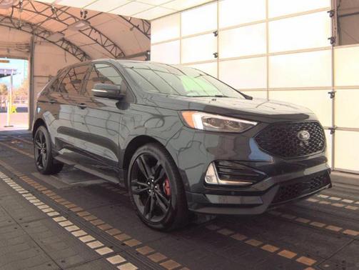 2023 Ford Edge ST