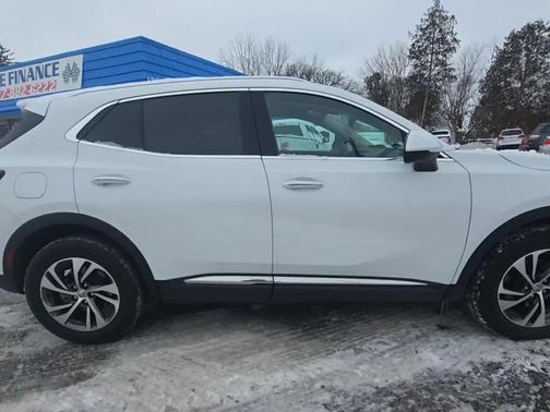 2023 Buick Envision Essence FWD