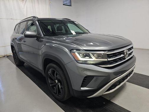 2023 Volkswagen Atlas 3.6L SE w/Technology