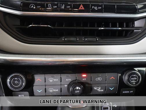 Granite Crystal Metallic Clearcoat 2023 Jeep Compass Limited