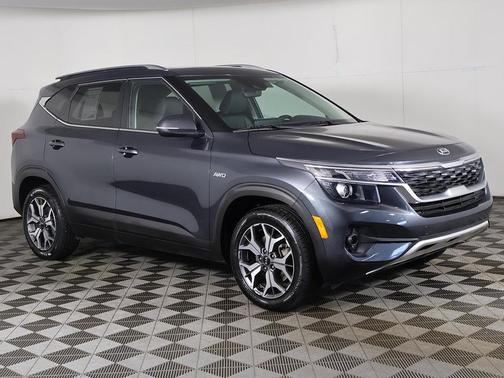 Gravity Gray 2021 Kia Seltos EX