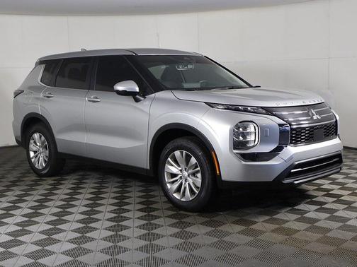 2025 Mitsubishi Outlander ES 2.5 S-AWC