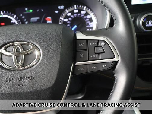 2023 Toyota Highlander Hybrid XLE