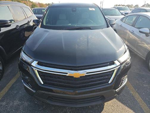 2022 Chevrolet Traverse LS