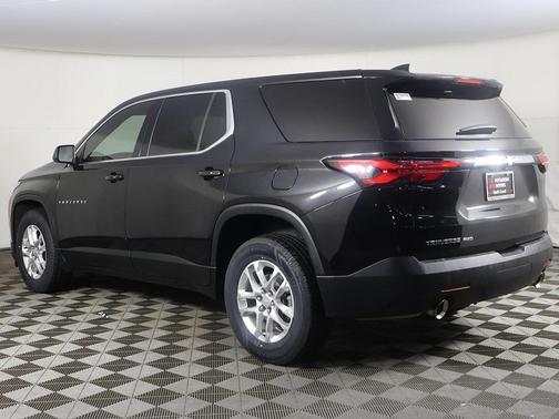 2022 Chevrolet Traverse LS