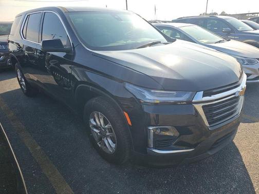 2022 Chevrolet Traverse LS