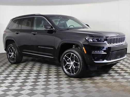 2022 Jeep Grand Cherokee Summit
