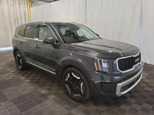 Gravity Gray 2023 Kia Telluride EX